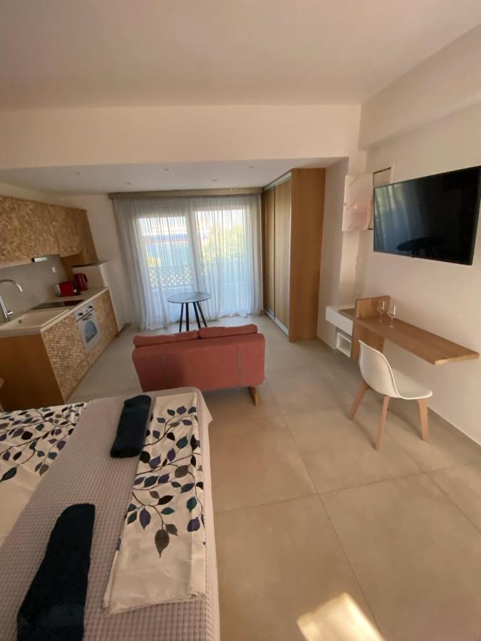 Anax Suite Pera Gyalos Exterior foto